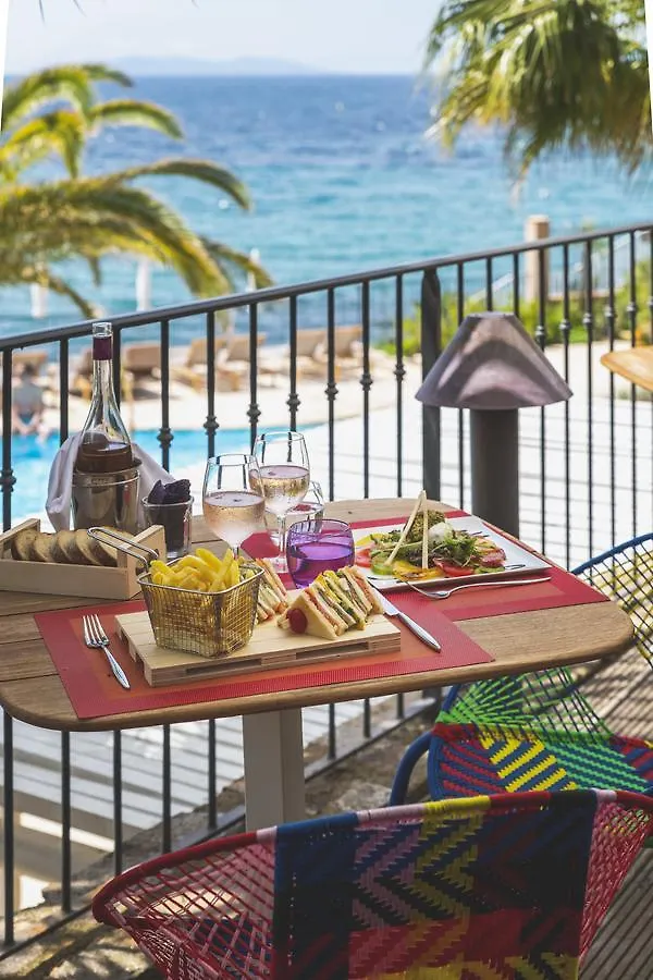 Hotel Le Bailli De Suffren Le Le Rayol-Canadel-sur-Mer 4*,  Francia